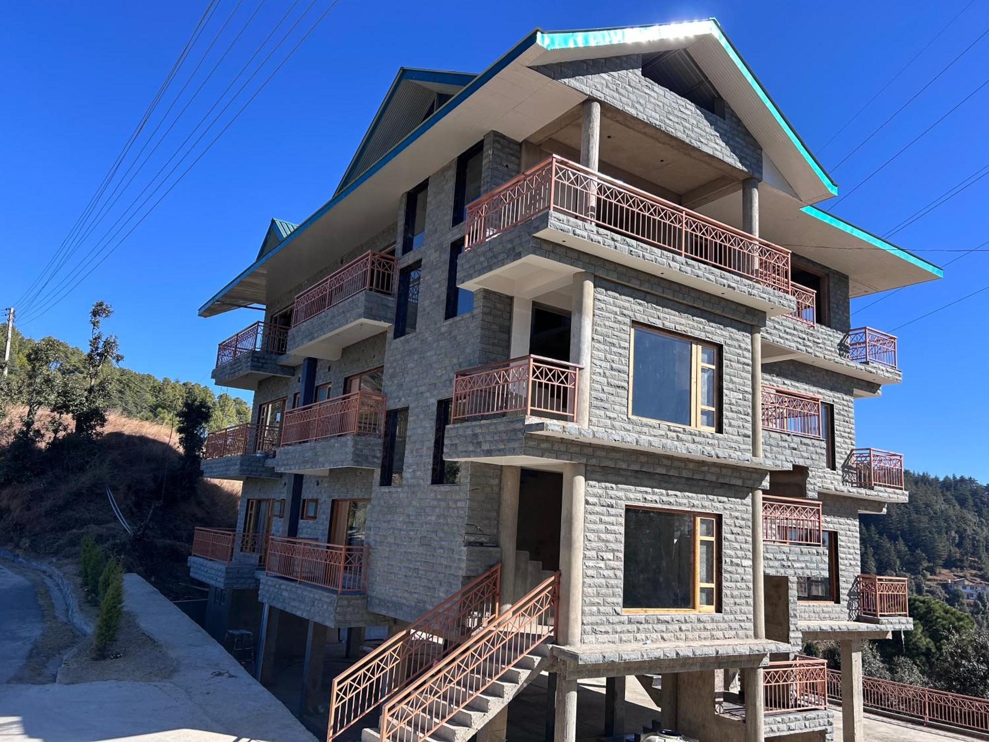 Shalom Hillcrest Inn Shimla Exteriör bild