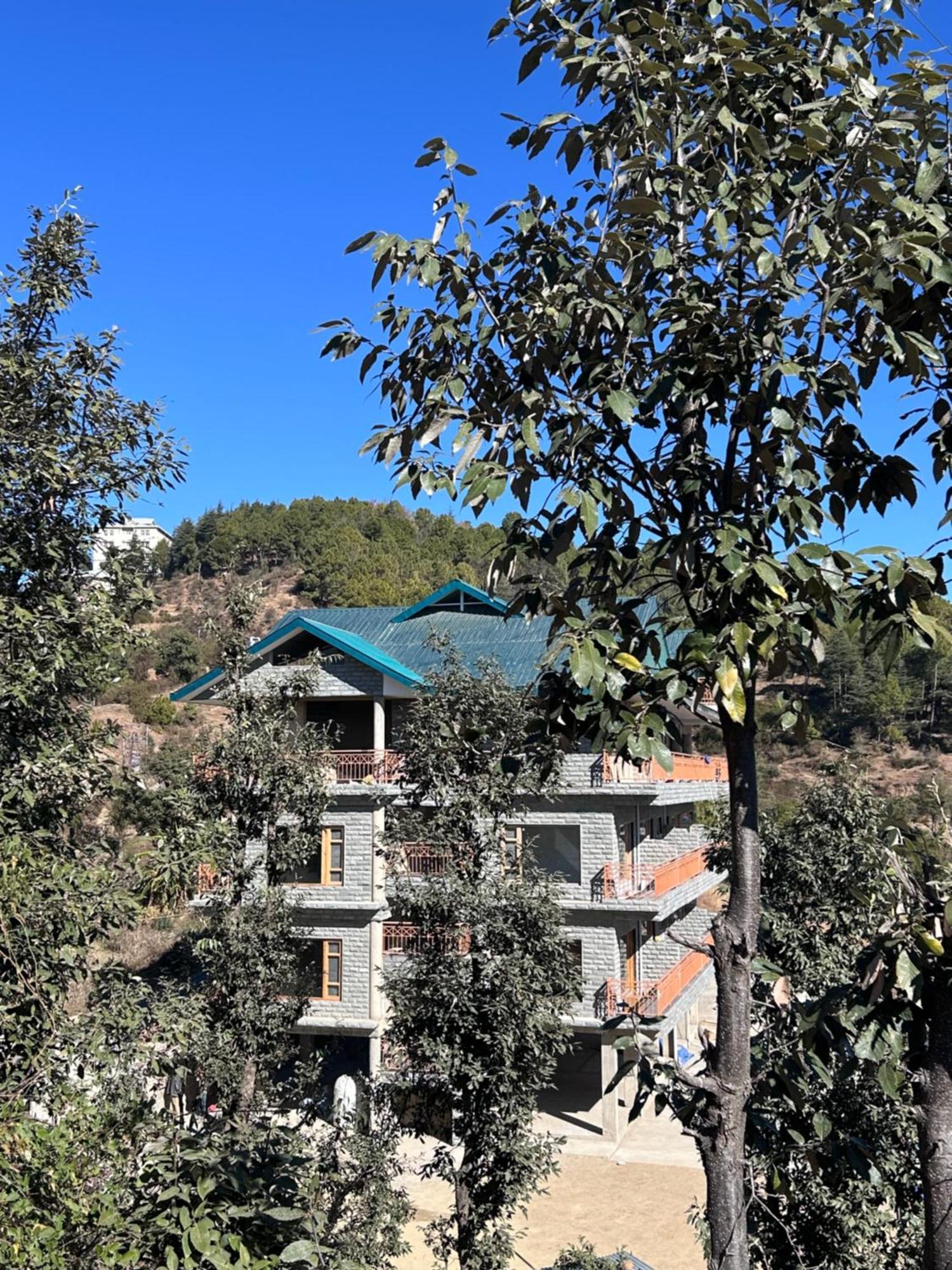 Shalom Hillcrest Inn Shimla Exteriör bild