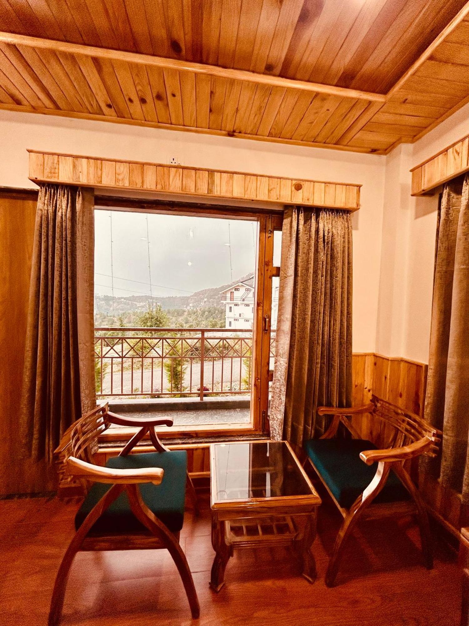 Shalom Hillcrest Inn Shimla Exteriör bild